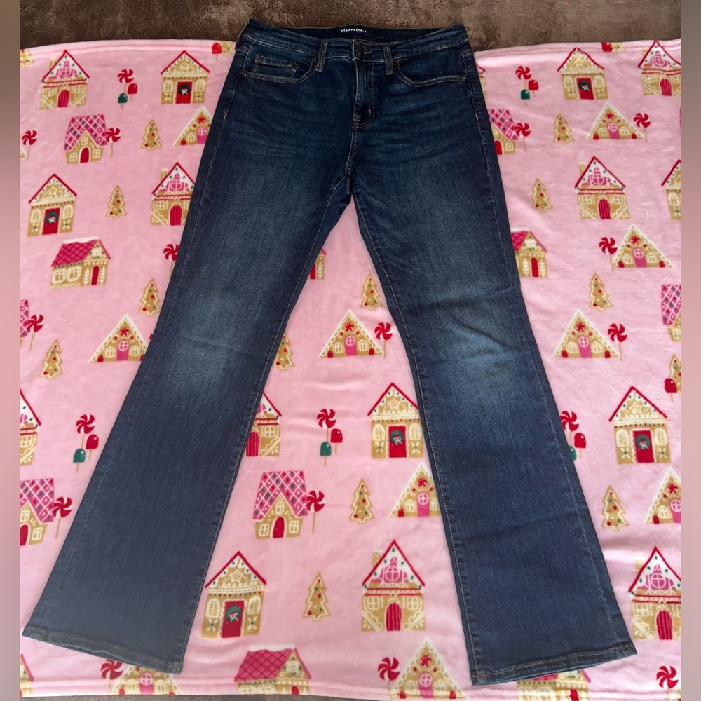 Aeropostale Mid-Rise Bootcut Jean 👖